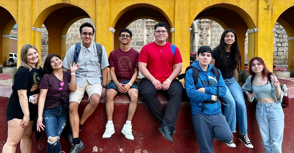 Jarely Mendez & Other Students